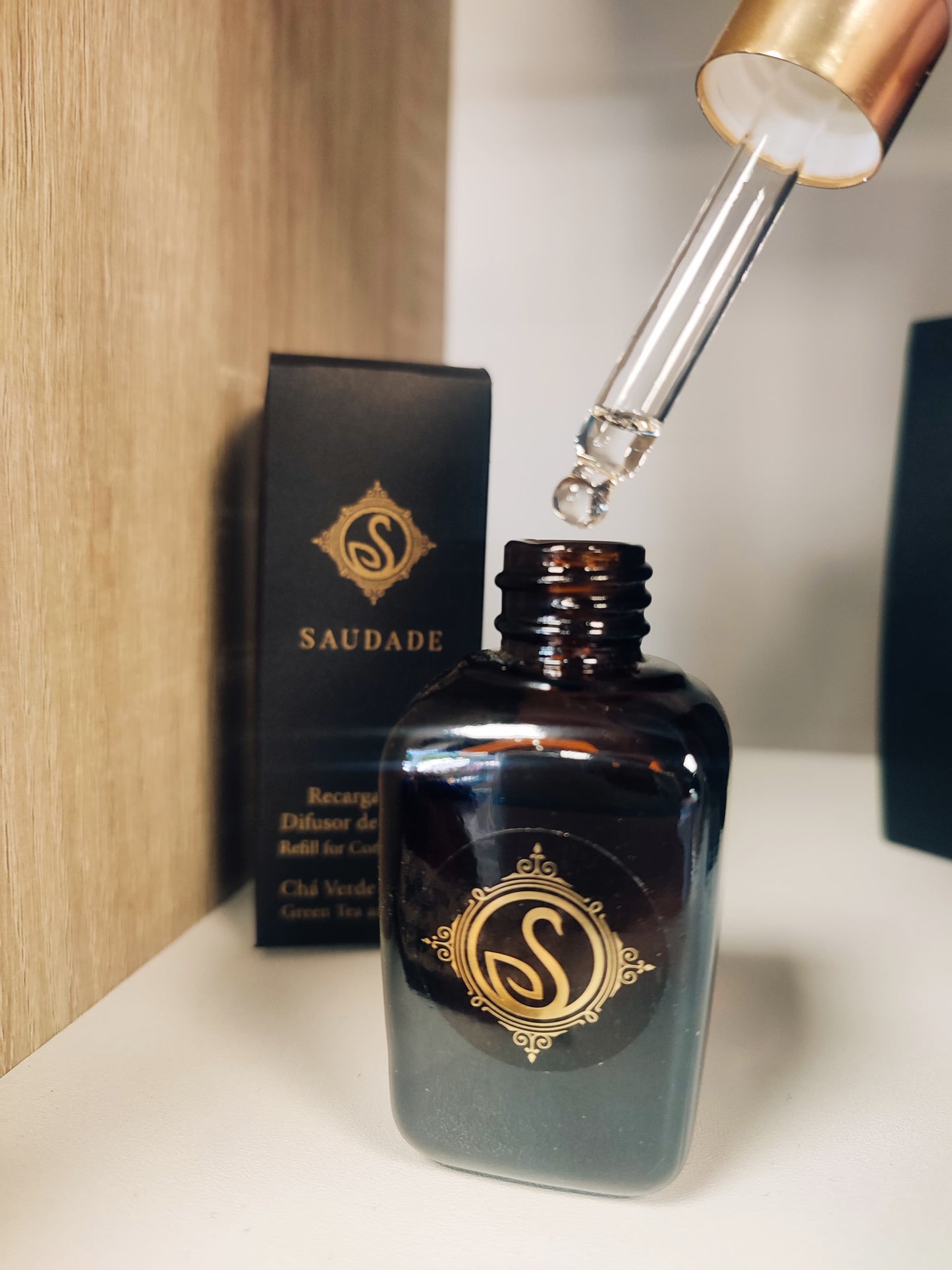 recharge diffuseur parfum d'ambiance orchidée noire thé vert et rose flacon artisanat saudade concept store cherbourg cotentin portugal