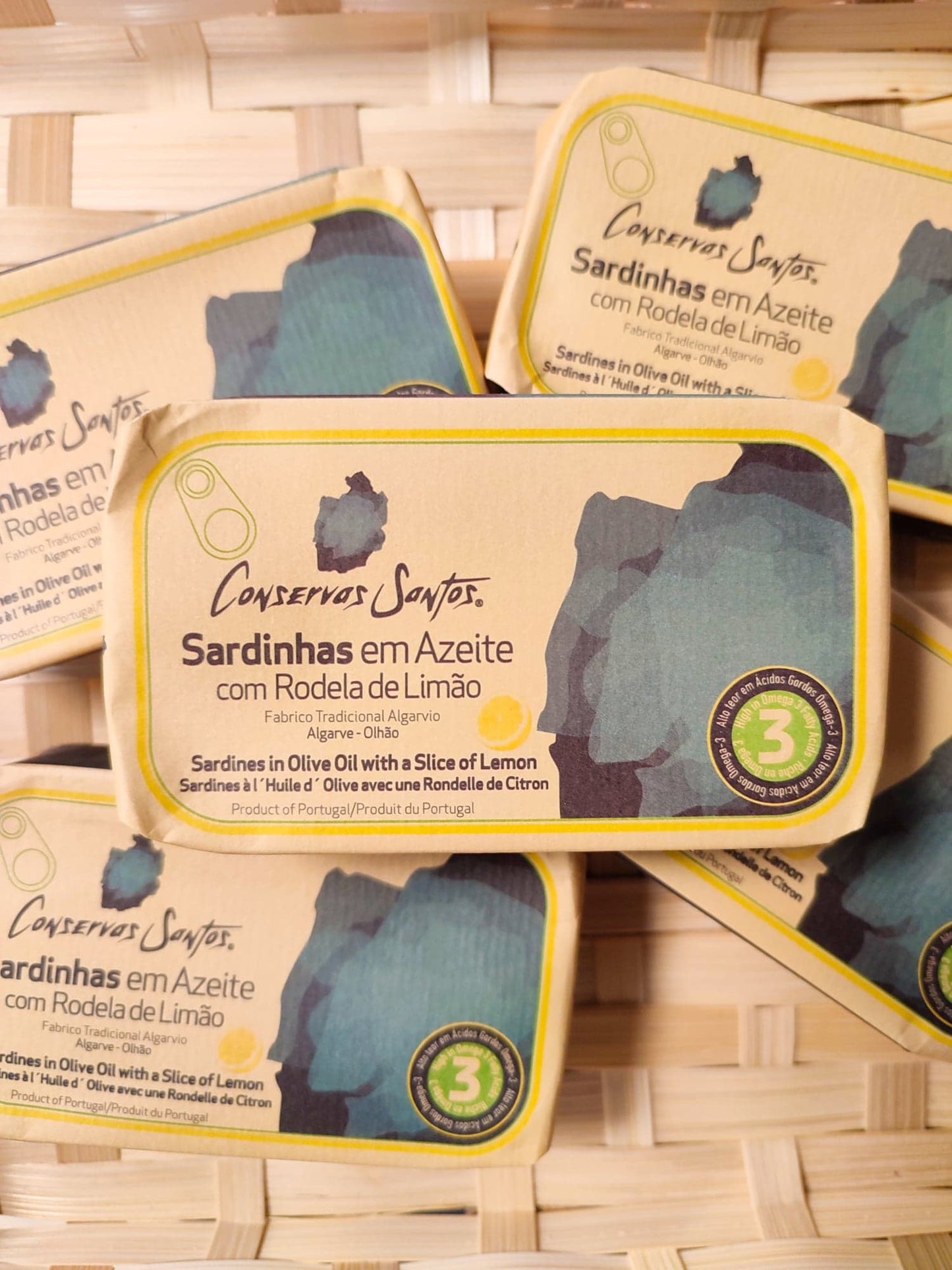 sardines conserve rondelle de citron fabrication traditionnelle mis en boîte à la main campos santos algarve portugal saudade concept store cherbourg épicerie fine épicerie portugaise