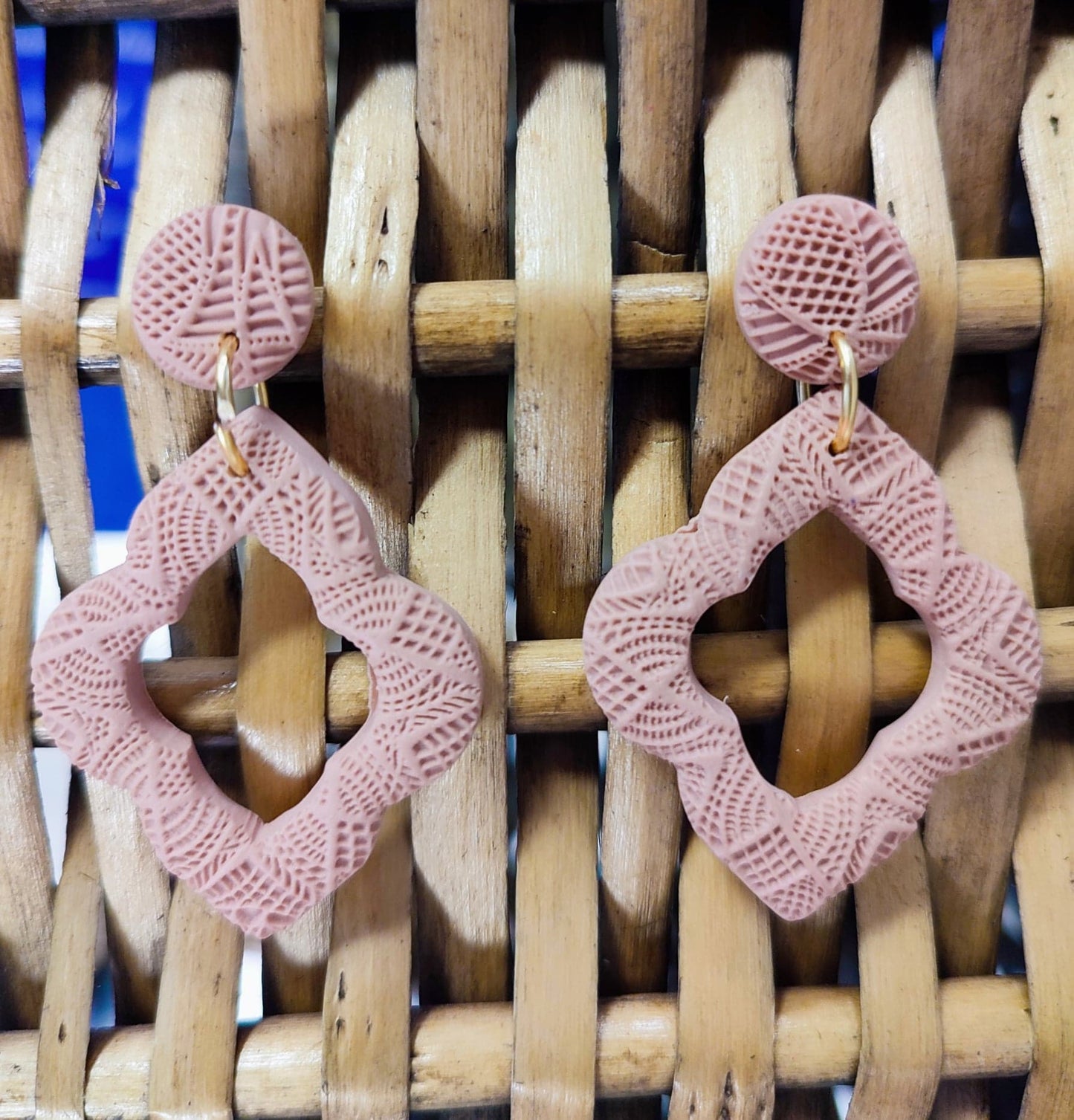 bijoux créatrice lisbonne boucle d'oreille artisanat argile polymère accessoire mode normandie made in portugal Saudade concept store Cherbourg