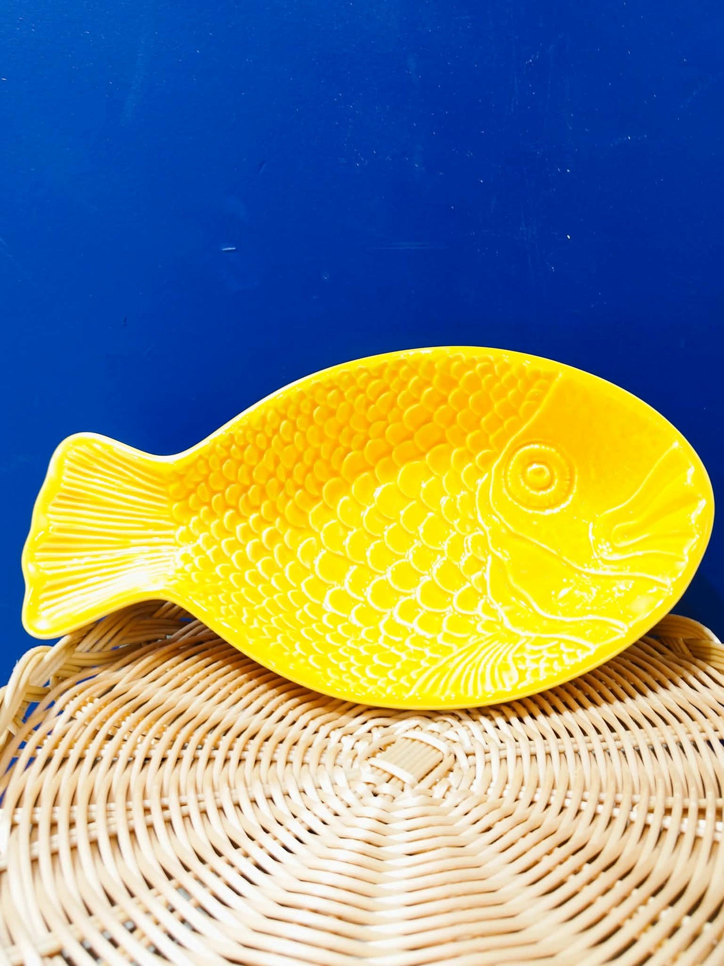 Plat de service creux poisson - Céramique artisanale portugaise
