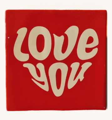 Carreau décoratif en céramique à message "Love you" – fabrication artisanale