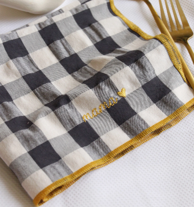 Serviettes brodées - Coton & broderie artisanale