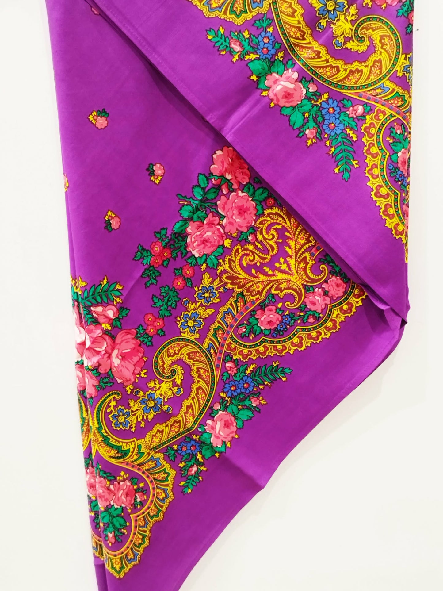 Foulards portugais traditionnels colorés
