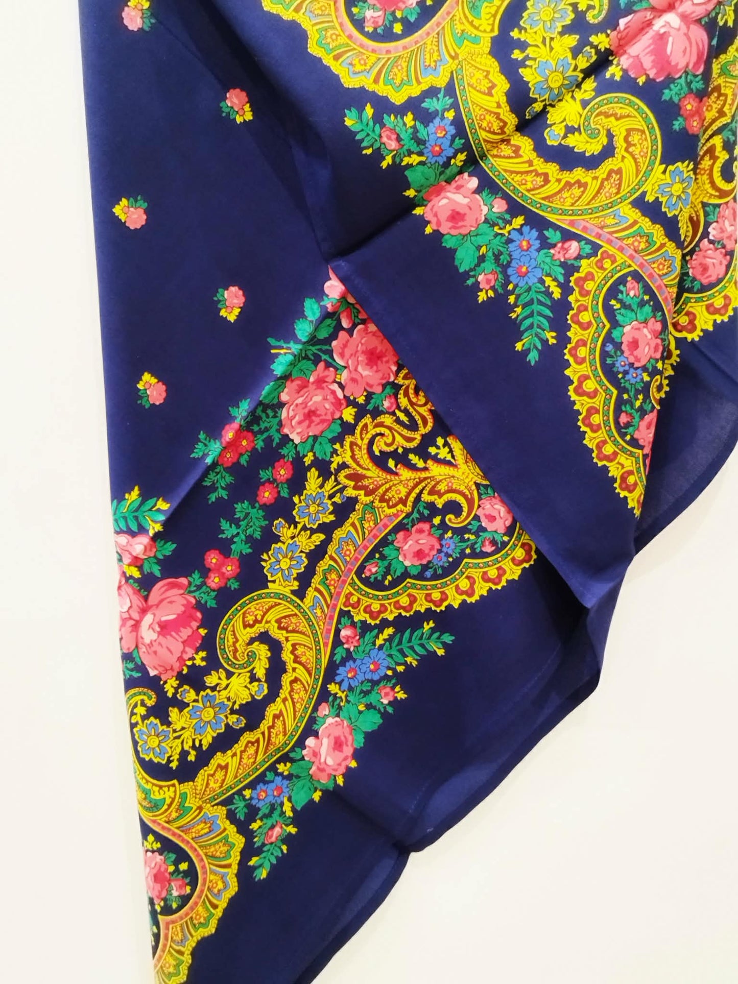 Foulards portugais traditionnels colorés