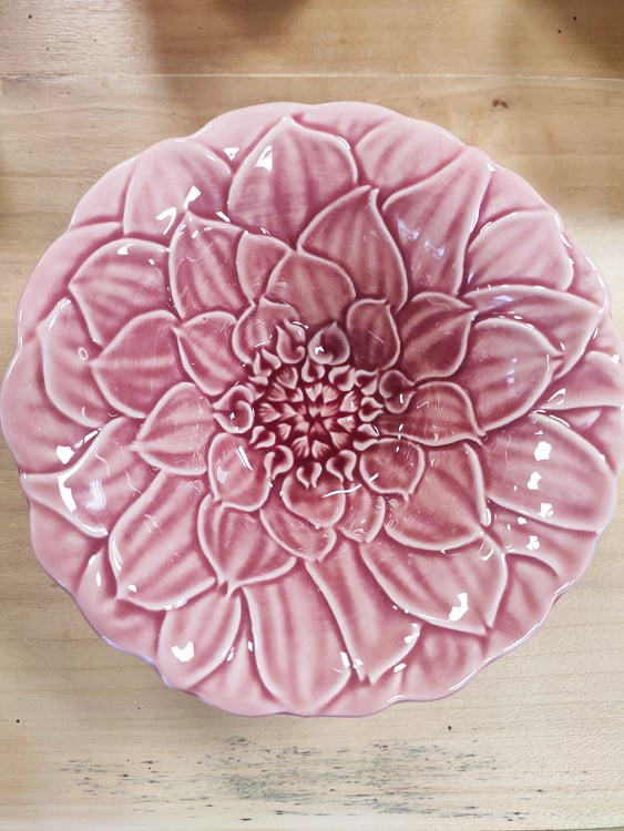 bol dahlia portugal bordallo pinheiro fait main peint à la main rose céramique art de la table portugal saudade concept store normandie