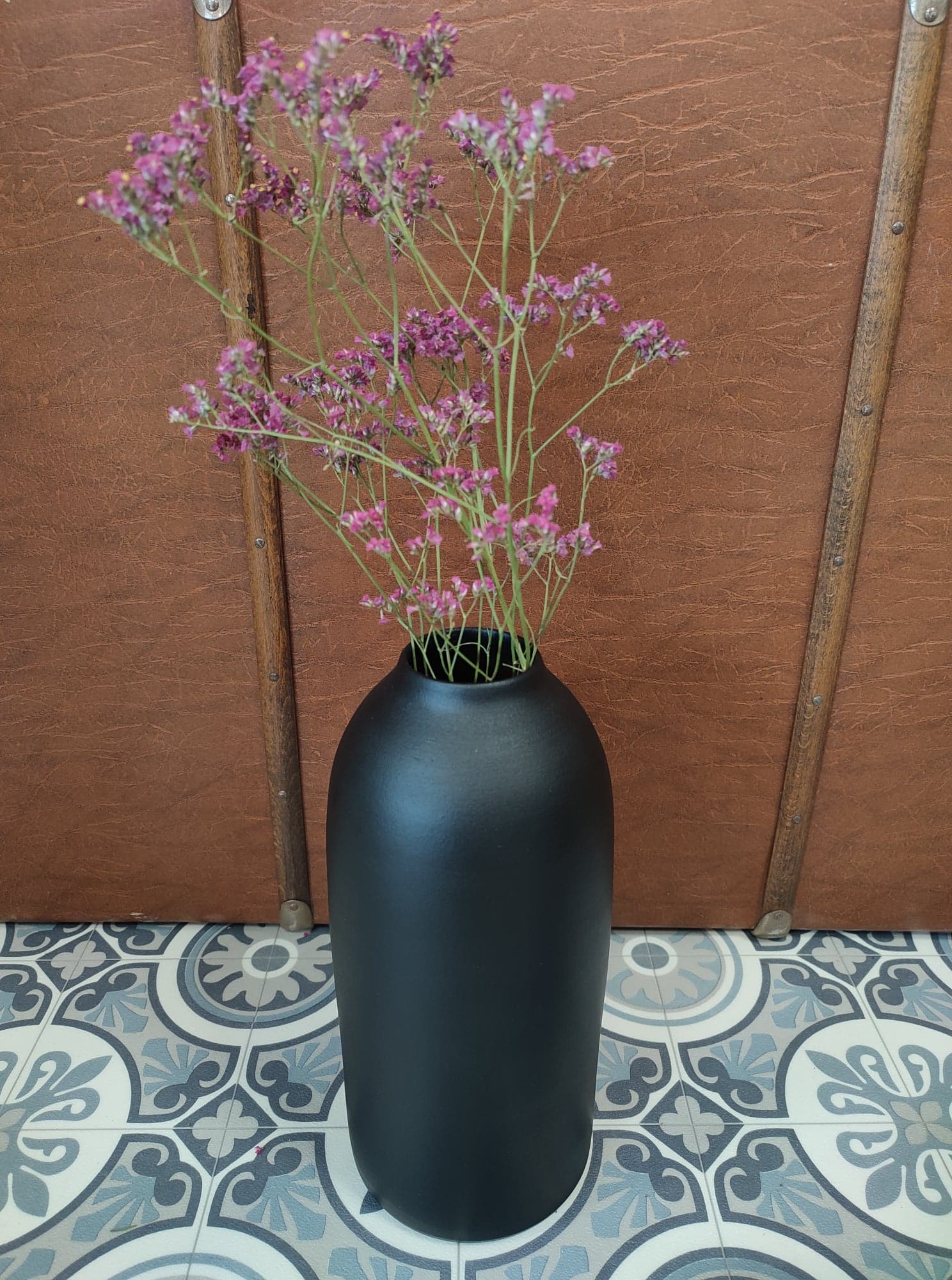 vase décoration fait main artisanal fleur noir portugal cherbourg cotentin Saudade concept store