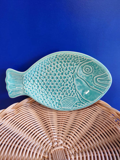 turquoise céramique  normandie  artisanat  saudade concept store  fabrication artisanale  cherbourg  épicerie portugaise  fabriqué au portugal  produits portugais  concept store portugais  artisanat portugais  portugal  fait main  fait à la main  vaisselle  poisson  plat  artdelatable